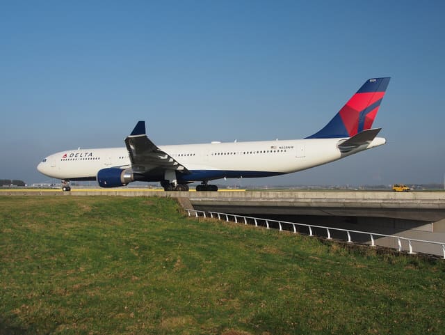 N828NW - Airbus