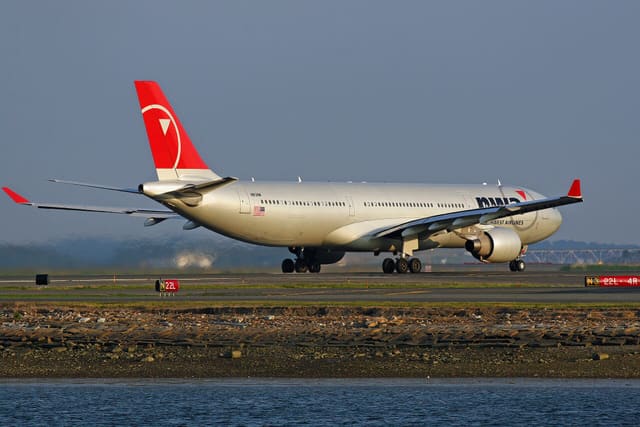 N813NW - Airbus