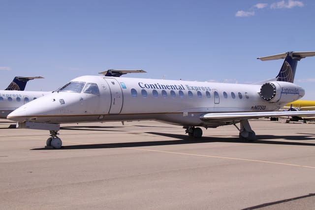 N17513 - Embraer