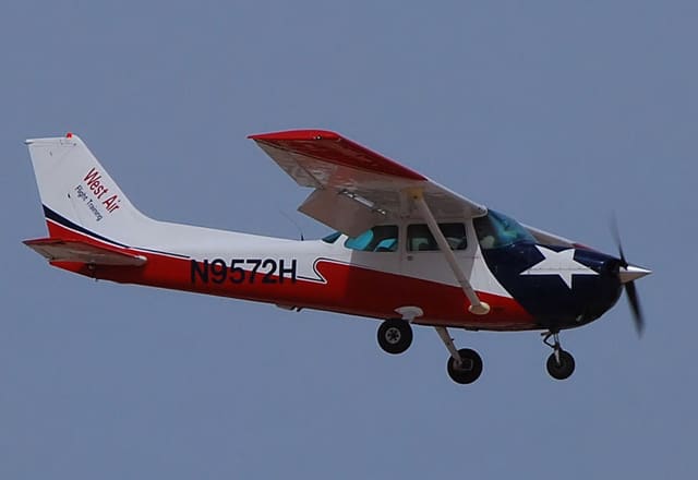 N9572H - Cessna