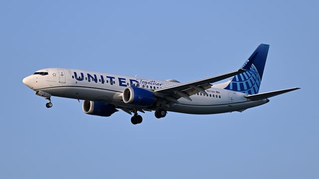 N27261 - Boeing