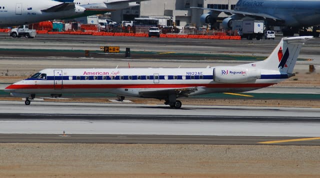 N822AE - Embraer