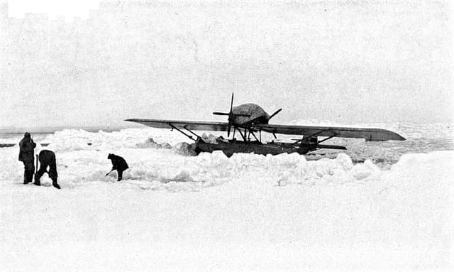 N25 - Floatplane
