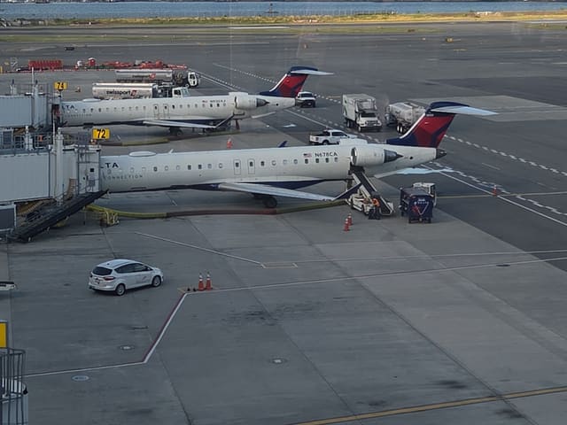 N678CA - 2007 Bombardier CL-600-2D24