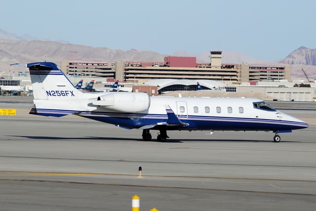 N256FX - Business jet