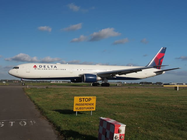N825MH - Boeing