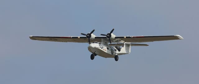  - Twin-engine aircraft