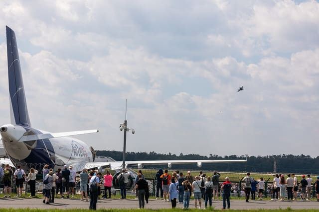  - Aircraft