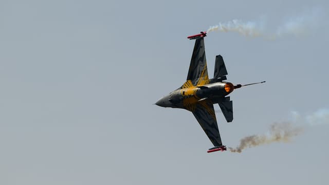  - Single-engine aircraft