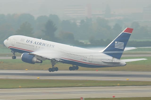 N248AY - Twin-engine aircraft