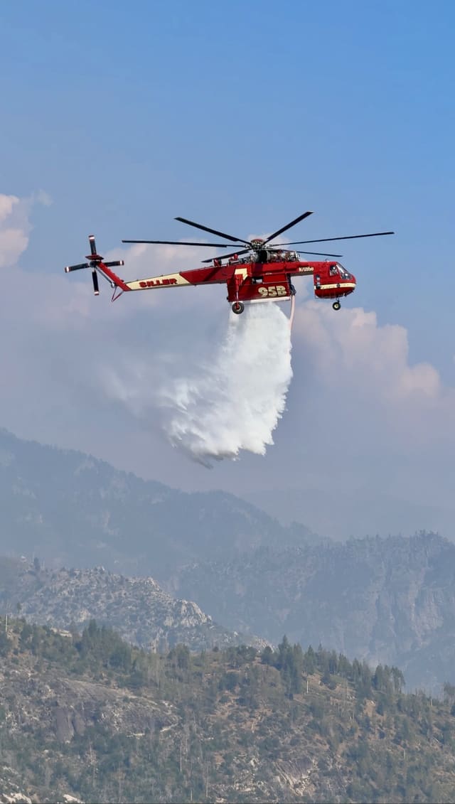 N7095B — Helicopter