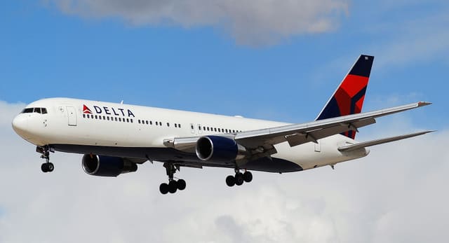 N135DL - Boeing