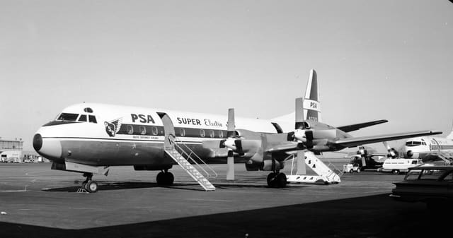 N376PS - Lockheed