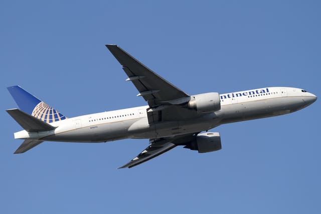 N78013 - Boeing