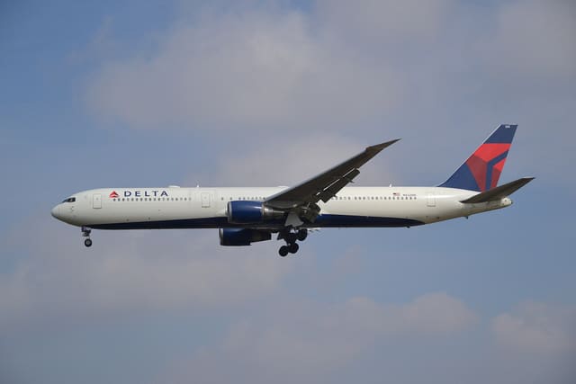 N832MH - Boeing