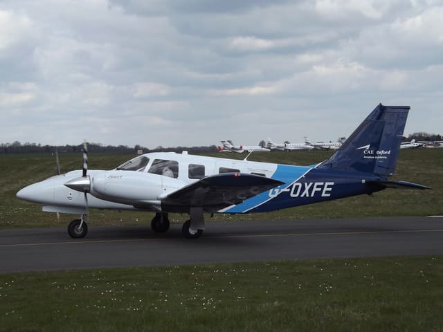 G-OXFE - Piper