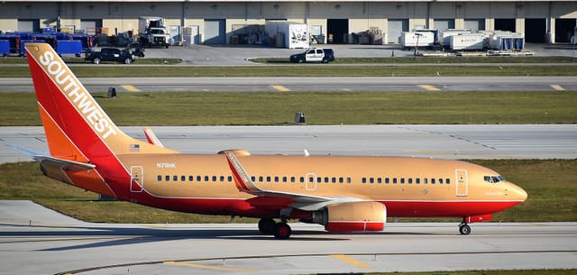N711HK - Boeing