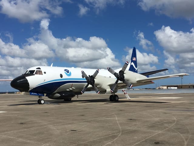 N42RF - Lockheed