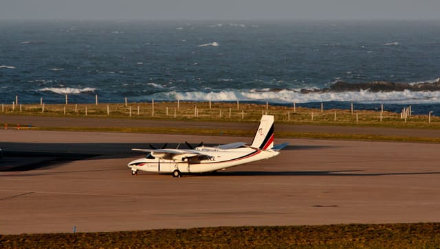 N690CL - Aircraft