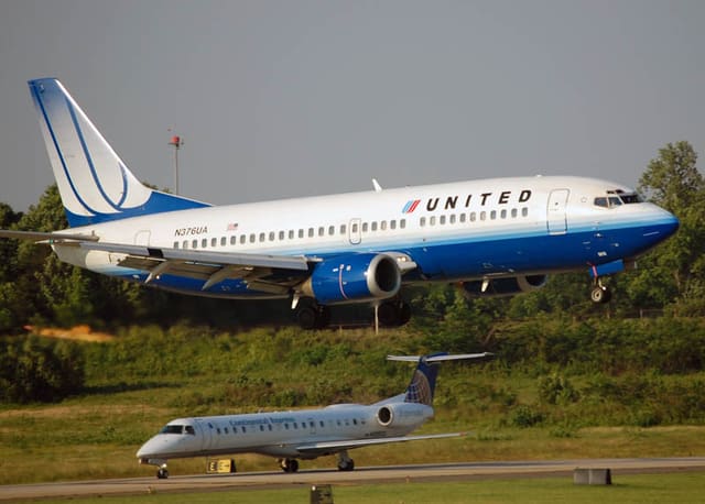N376UA - Boeing