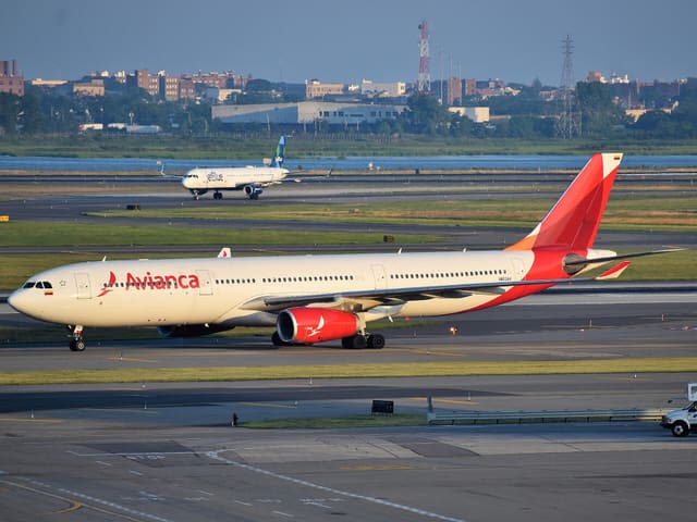 N803AV - Airbus