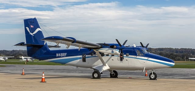 N48RF - De Havilland
