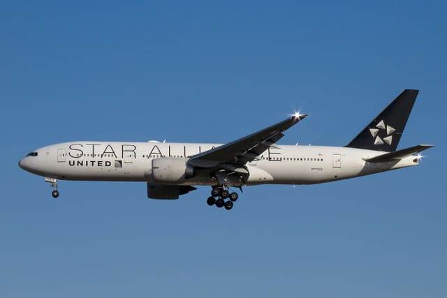N77022 - Boeing