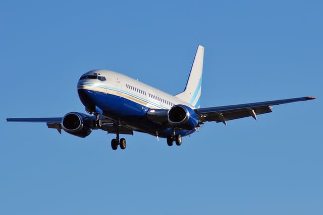 N789LS - Twin-engine aircraft