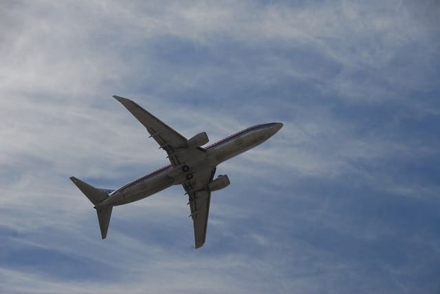 N956AN - Twin-engine aircraft