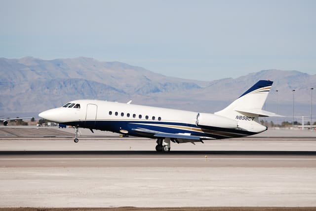 N898CT - Business jet