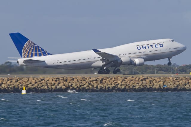 N177UA - Boeing