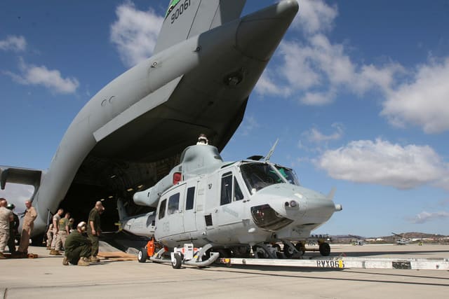  - Helicopter