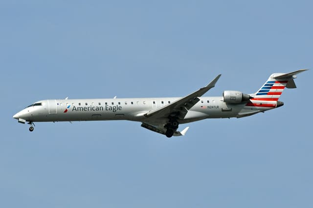 N241LR - Bombardier