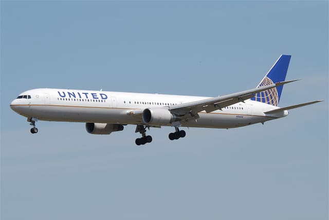 N76054 - Boeing
