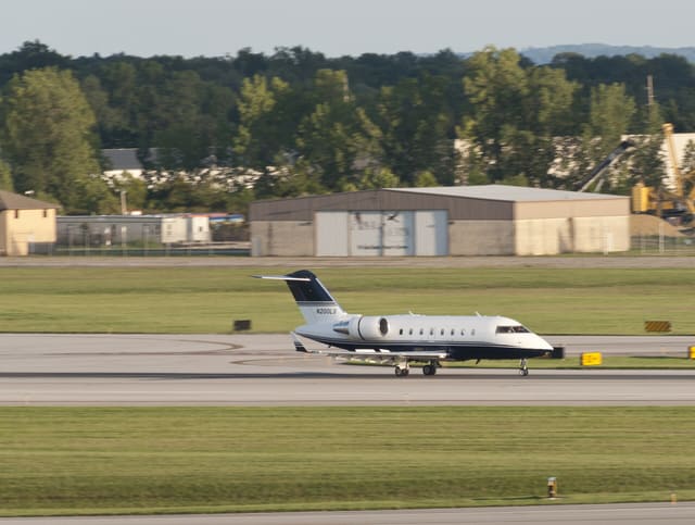 N200LS - Business jet