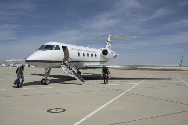 N808NA - Business jet