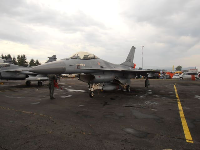  - Single-engine aircraft