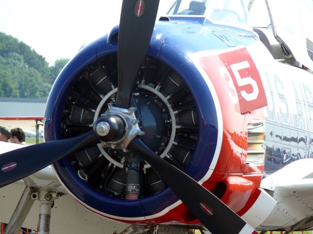 N1328B - Warbird