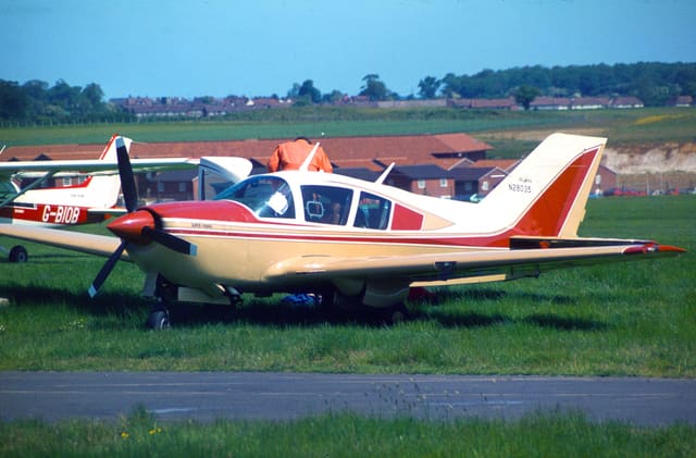 N28035 - Single-engine aircraft