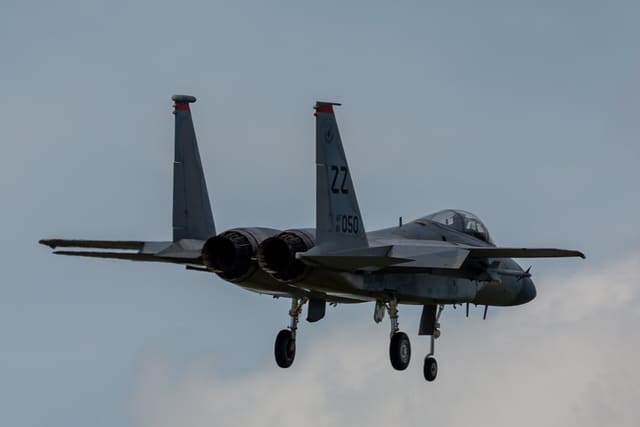  - Twin-engine aircraft