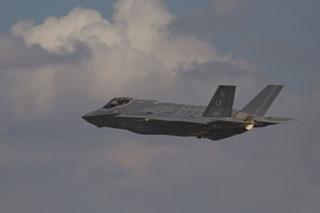  - Single-engine aircraft