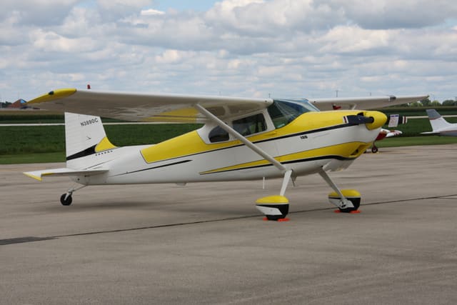 N3890C - Cessna