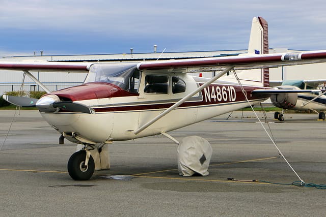 N4861D - Cessna
