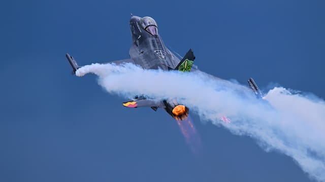  - Single-engine aircraft