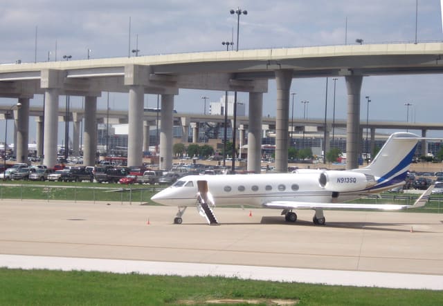 N913SQ - Business jet