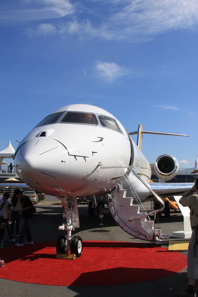 N340GF - Bombardier