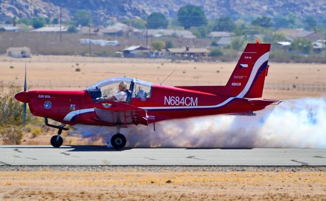 N684CM - Single-engine aircraft