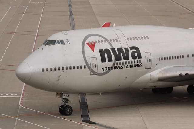 N674US - Boeing