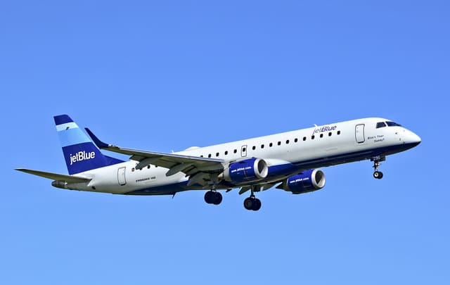 N296JB - Embraer