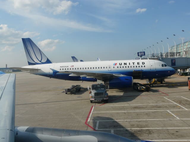 N803UA - Airbus
